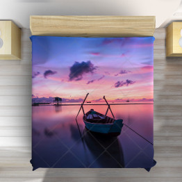 Přehoz přes postel - Boat in lake