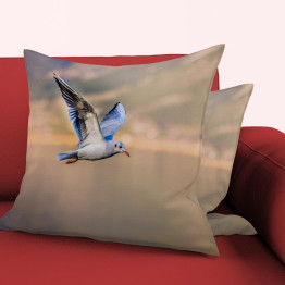 Dekorační polštář - Bird over the Lake