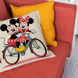 Dekorační polštář Mickey a Minnie – Romantika v pohybu