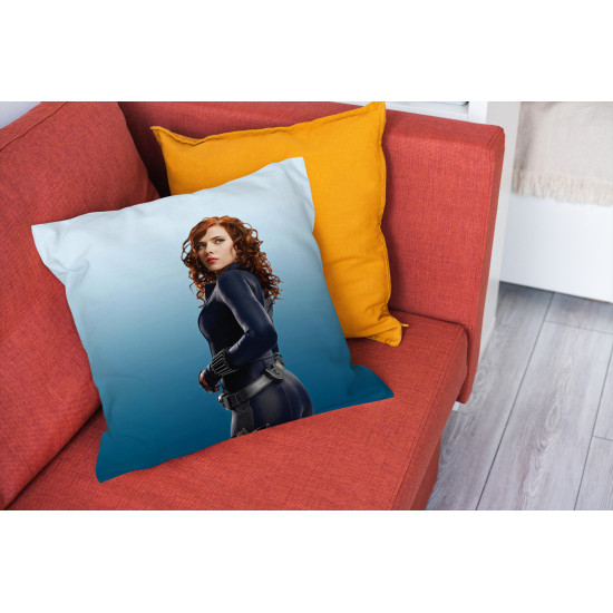 Polštář Scarlett Johansson jako Black Widow