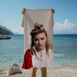 Plážová osuška Chloë Grace Moretz